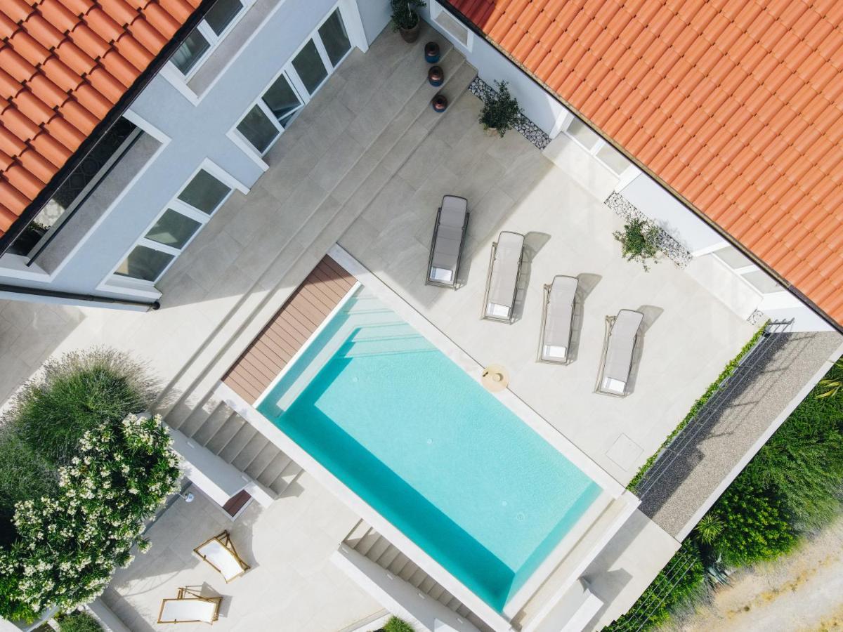 Villa Kaliterra - Your Home In Croatia! Медвежа Экстерьер фото